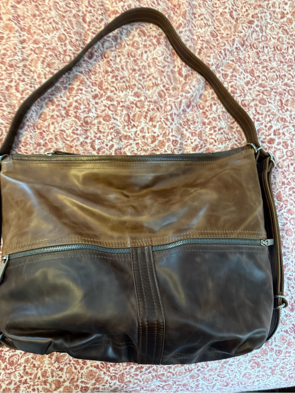 Rough & Tumble Large City Safari in Bourbon + Selkie with clip on strap - Picture 3 of 16